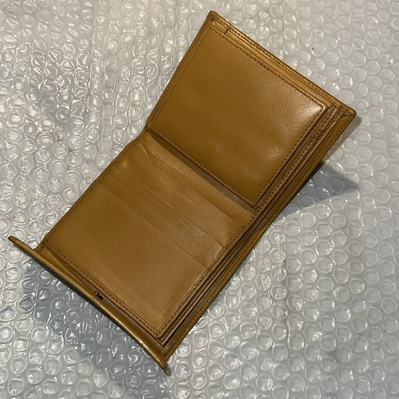 Celine wallet.  Used but in excellent condition. - Picture 6 of 10